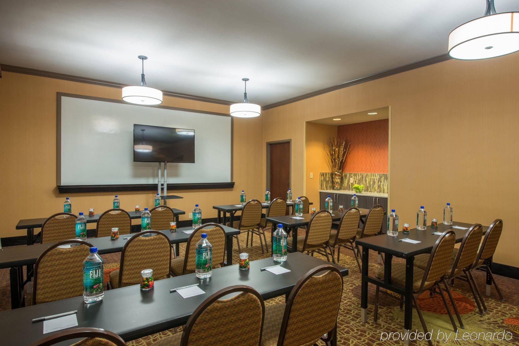 Hampton Inn Greenwood Exterior photo