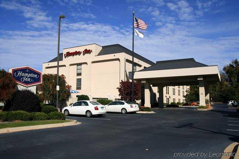 Hampton Inn Greenwood Exterior photo