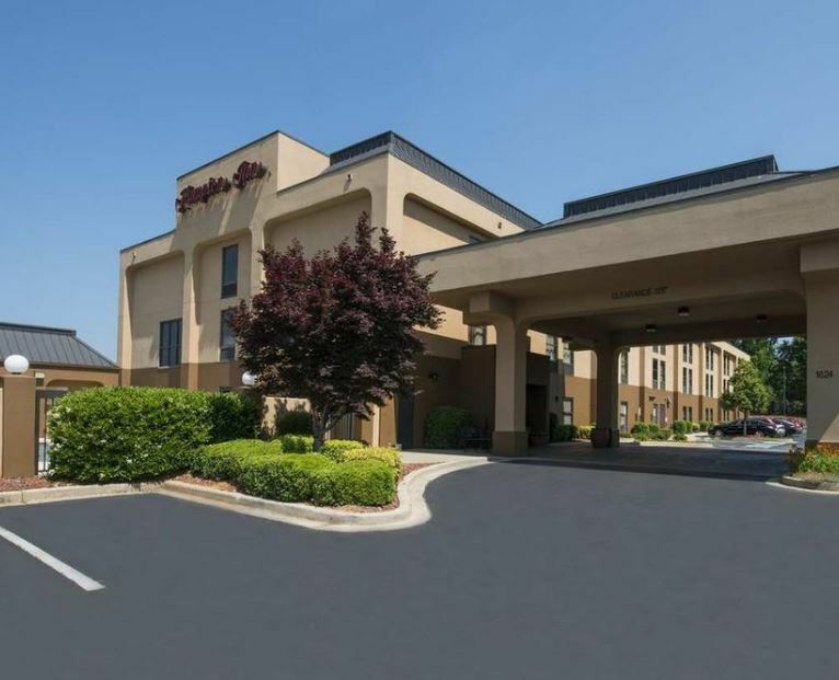 Hampton Inn Greenwood Exterior photo